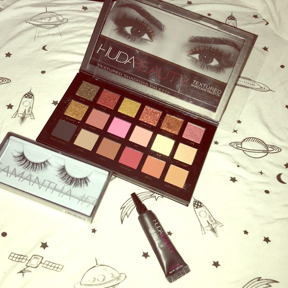 Huda Beauty makeup lot